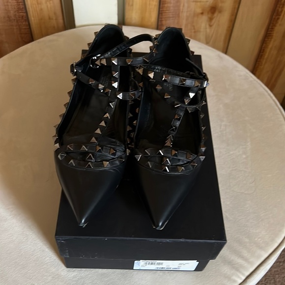 Valentino rock studs flats - Picture 1 of 5